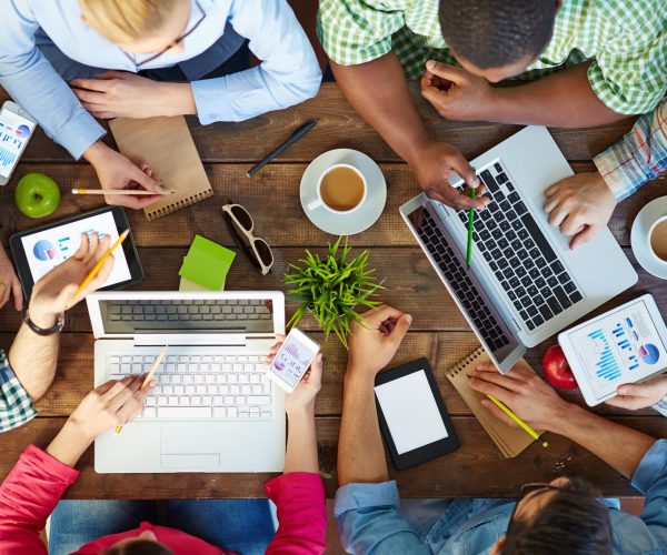photodune-10816864-busy-people-m-2 photodune-10816864-busy-people-m-2